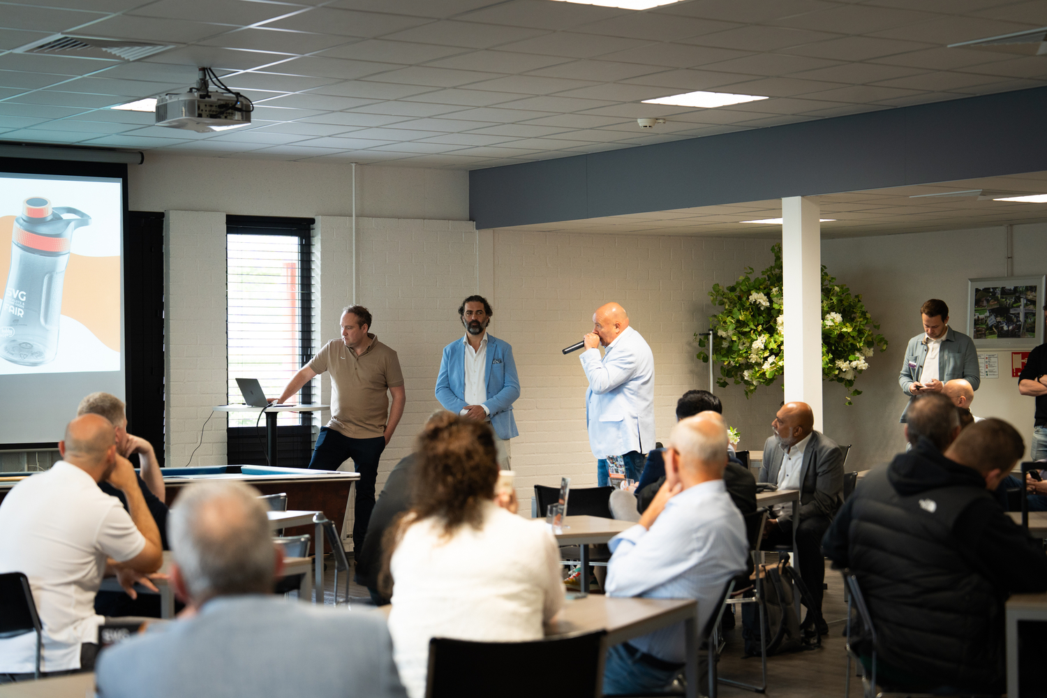 SVG Fair x Liike 09098