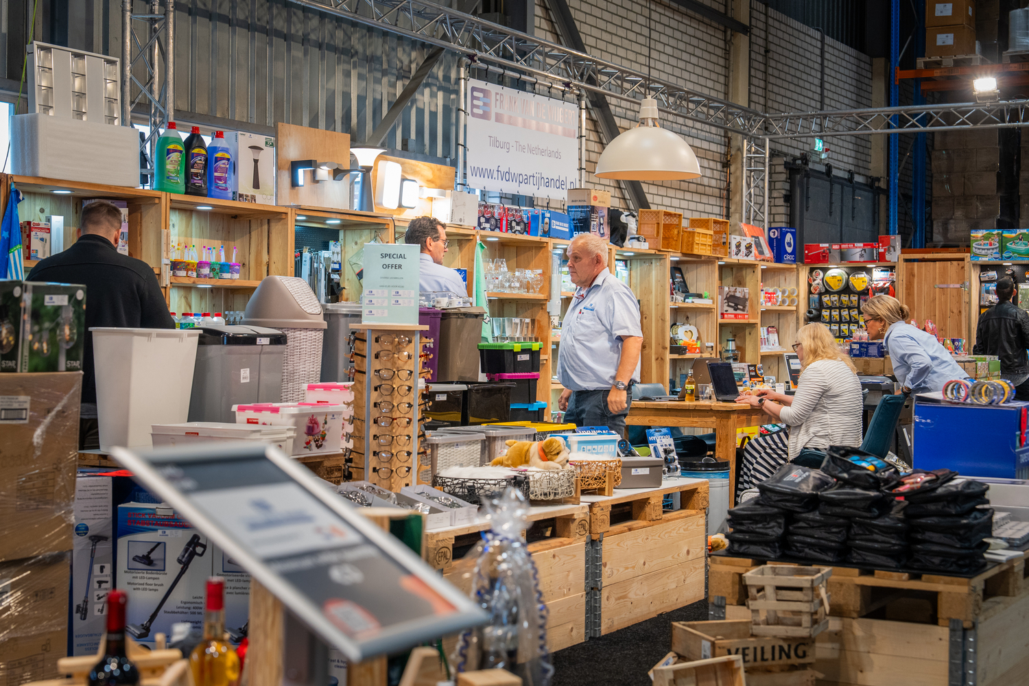 SVG Fair x Liike 09574